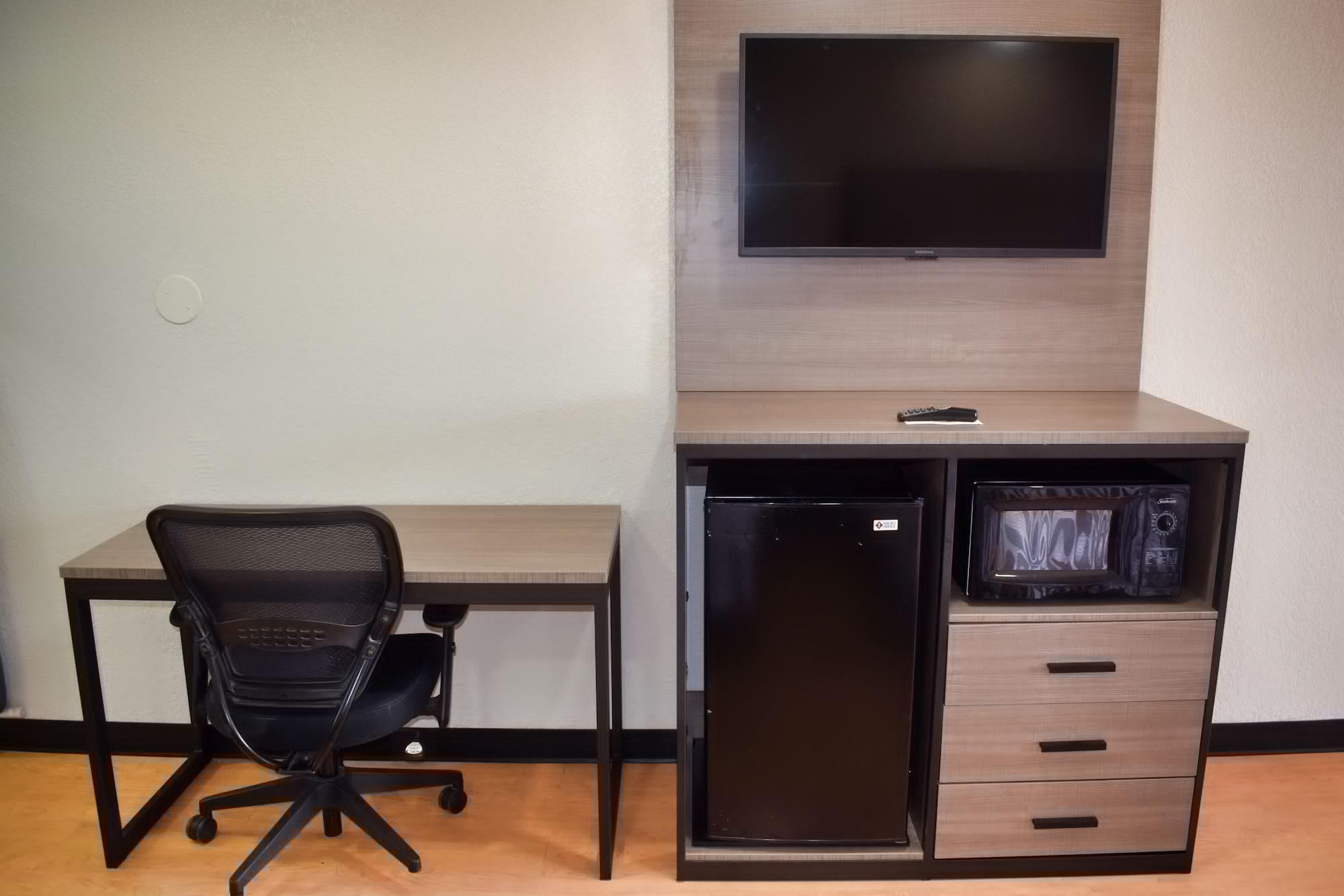 וות'רפורד Quality Inn & Suites מראה חיצוני תמונה