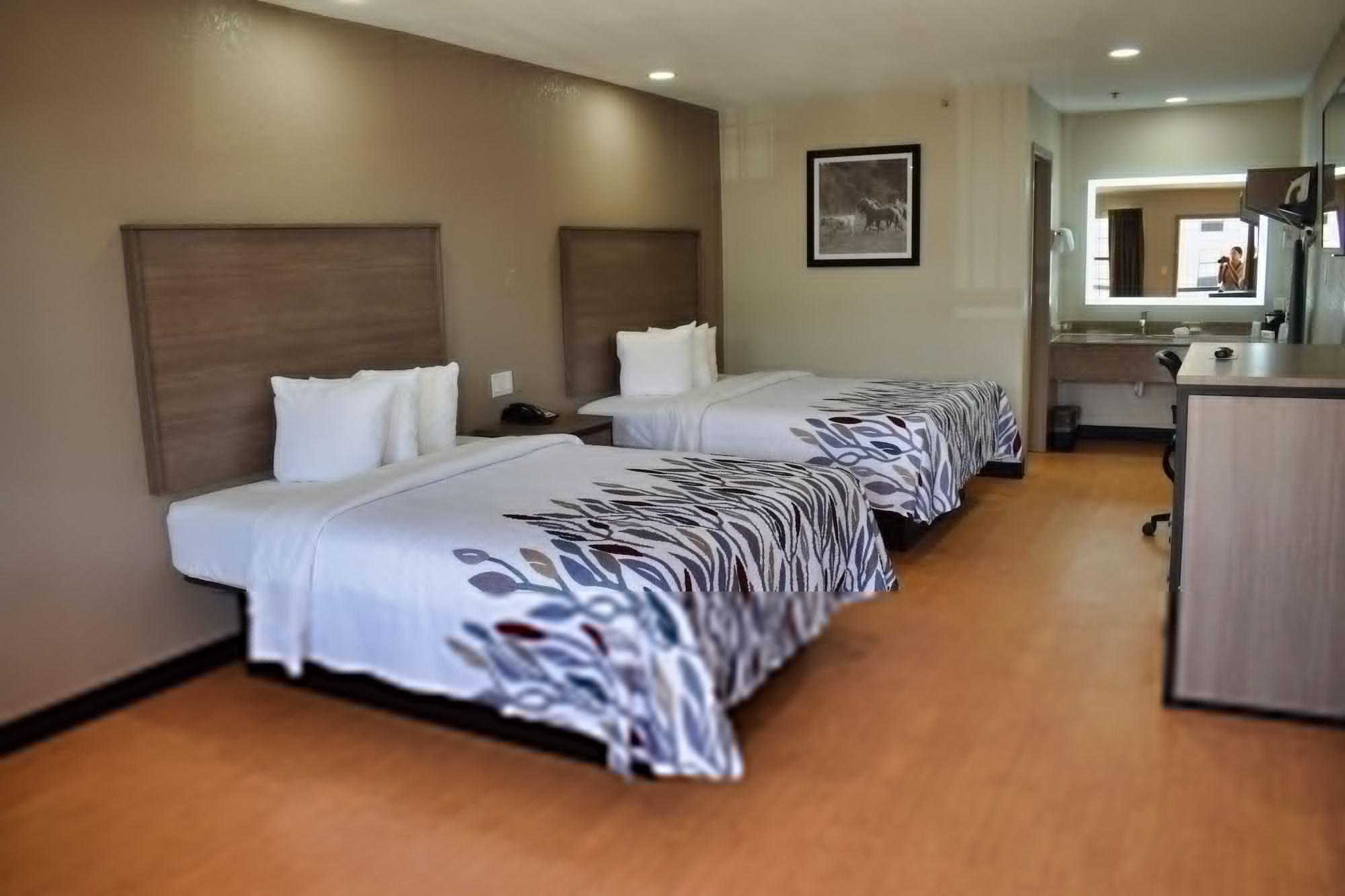 וות'רפורד Quality Inn & Suites מראה חיצוני תמונה